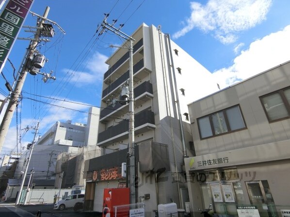 カサリベルテの物件外観写真